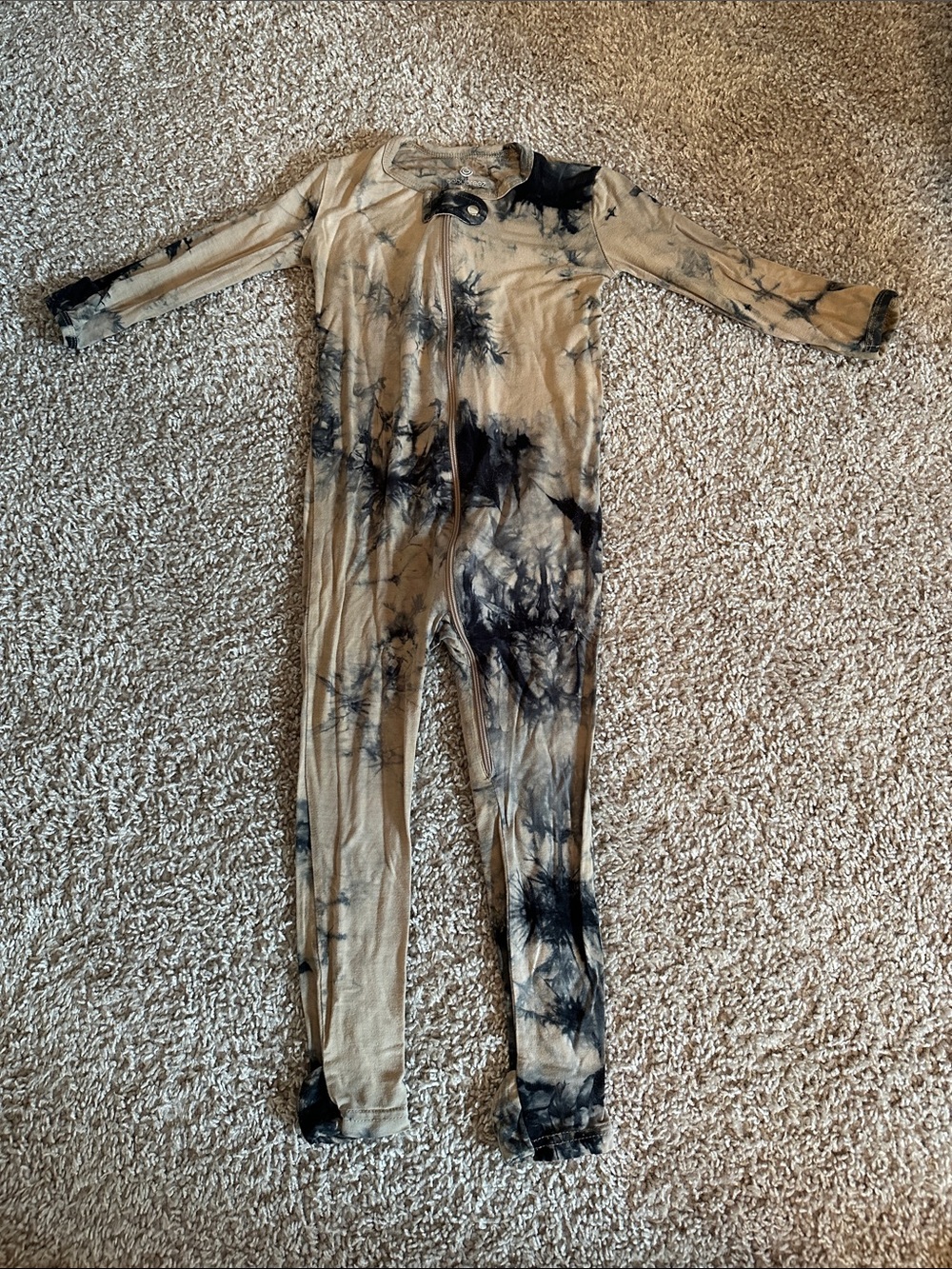 BABYBREEZ Black and tan Tie-Dye Luxie